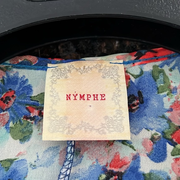 Nymphe open cover up size small - Picture 3 of 3